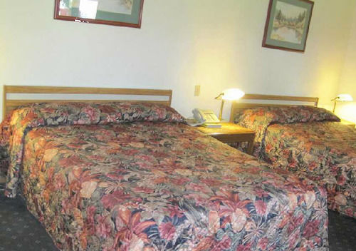 Rosecourt Motel สตราตฟอร์ด ภายนอก รูปภาพ